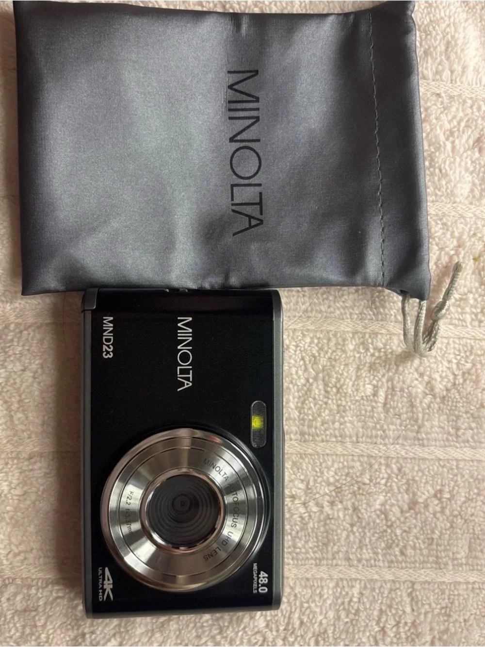 Minolta MND23 Compact Digital Camera in Black